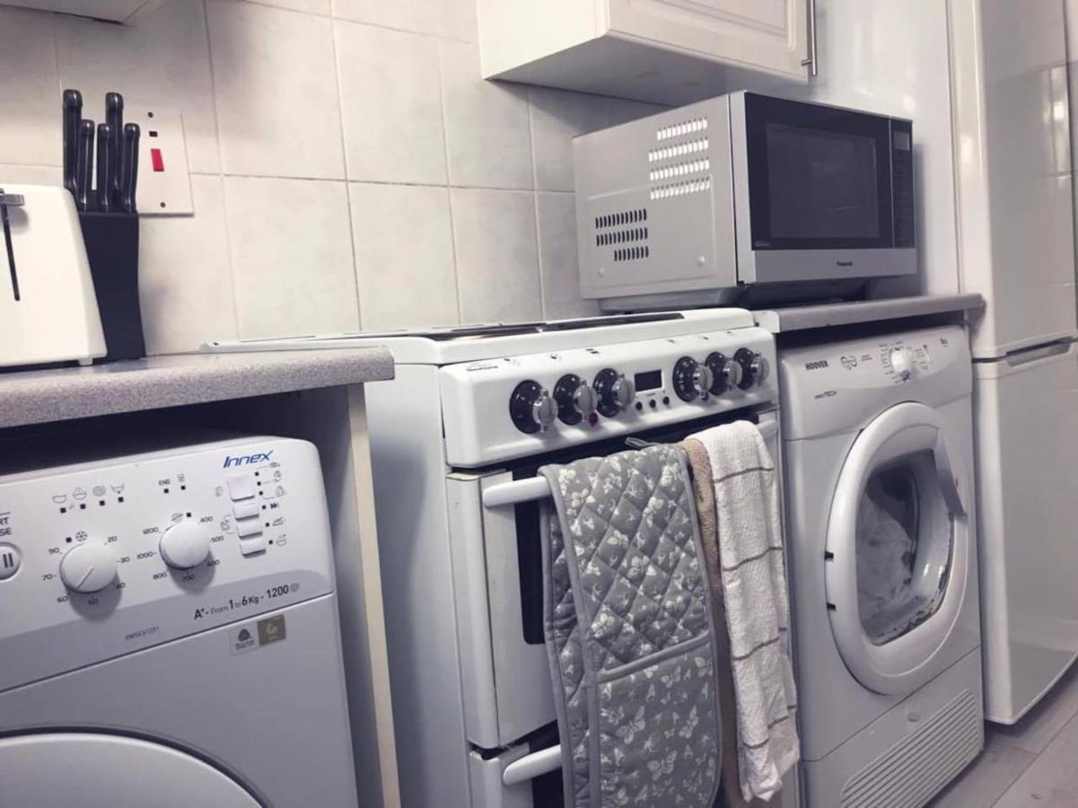 Captivating 2-Bed Apartment In Kirkcaldy Ngoại thất bức ảnh