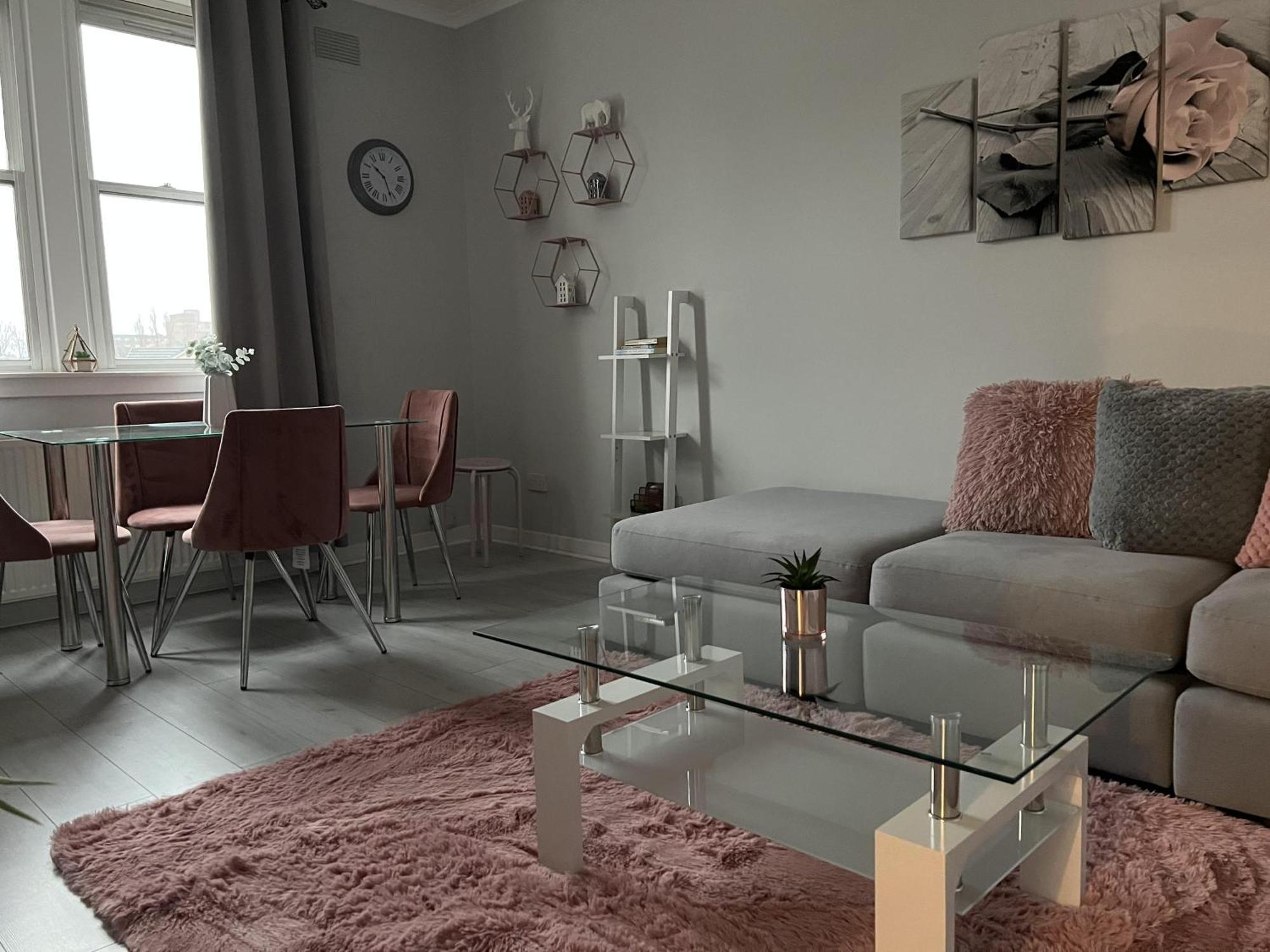 Captivating 2-Bed Apartment In Kirkcaldy Ngoại thất bức ảnh
